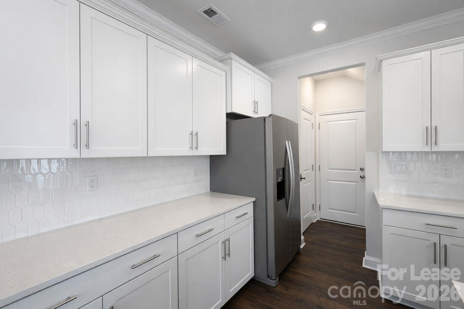 1260 Scarlet Firethorne Avenue