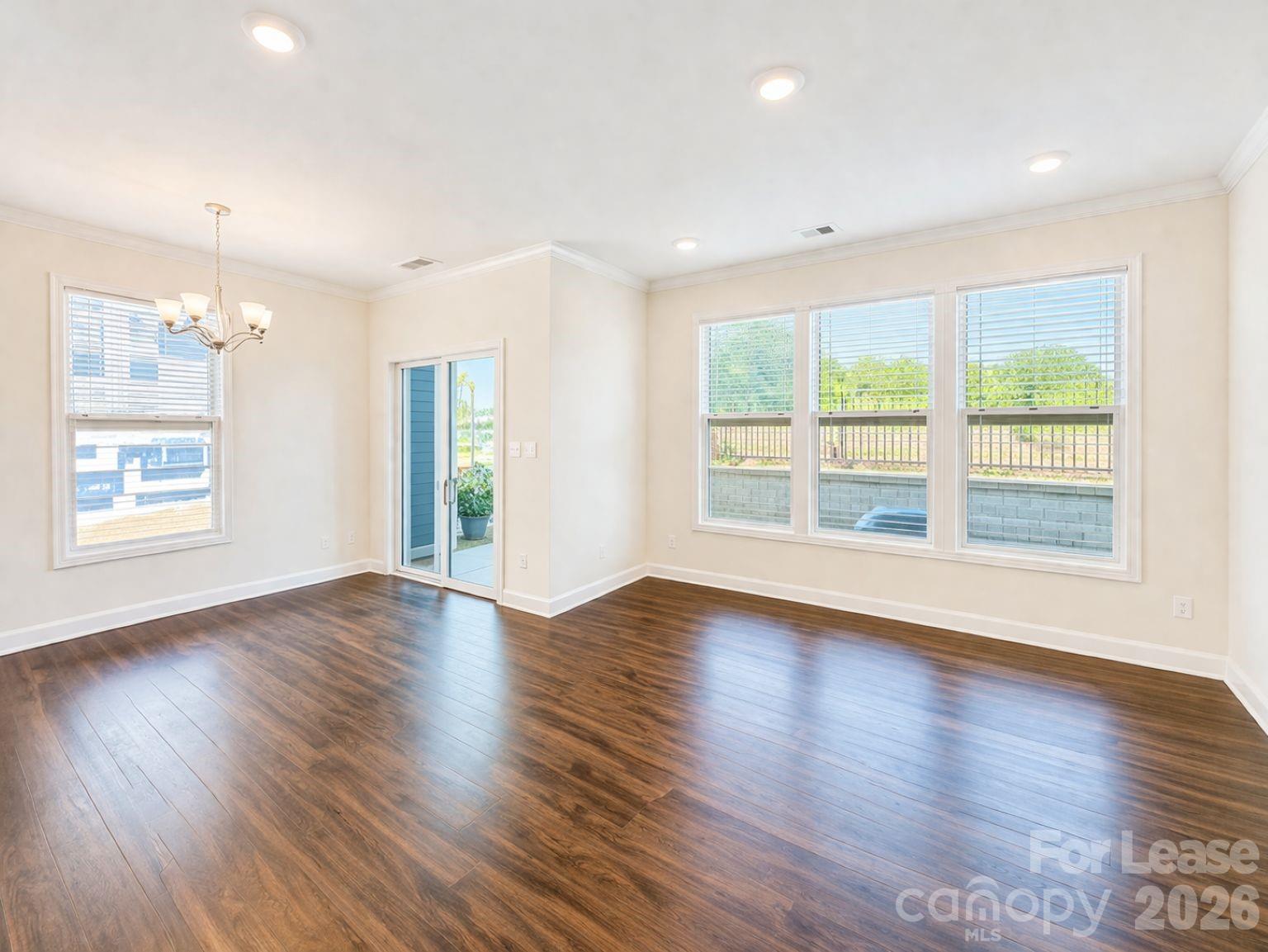 1260 Scarlet Firethorne Avenue