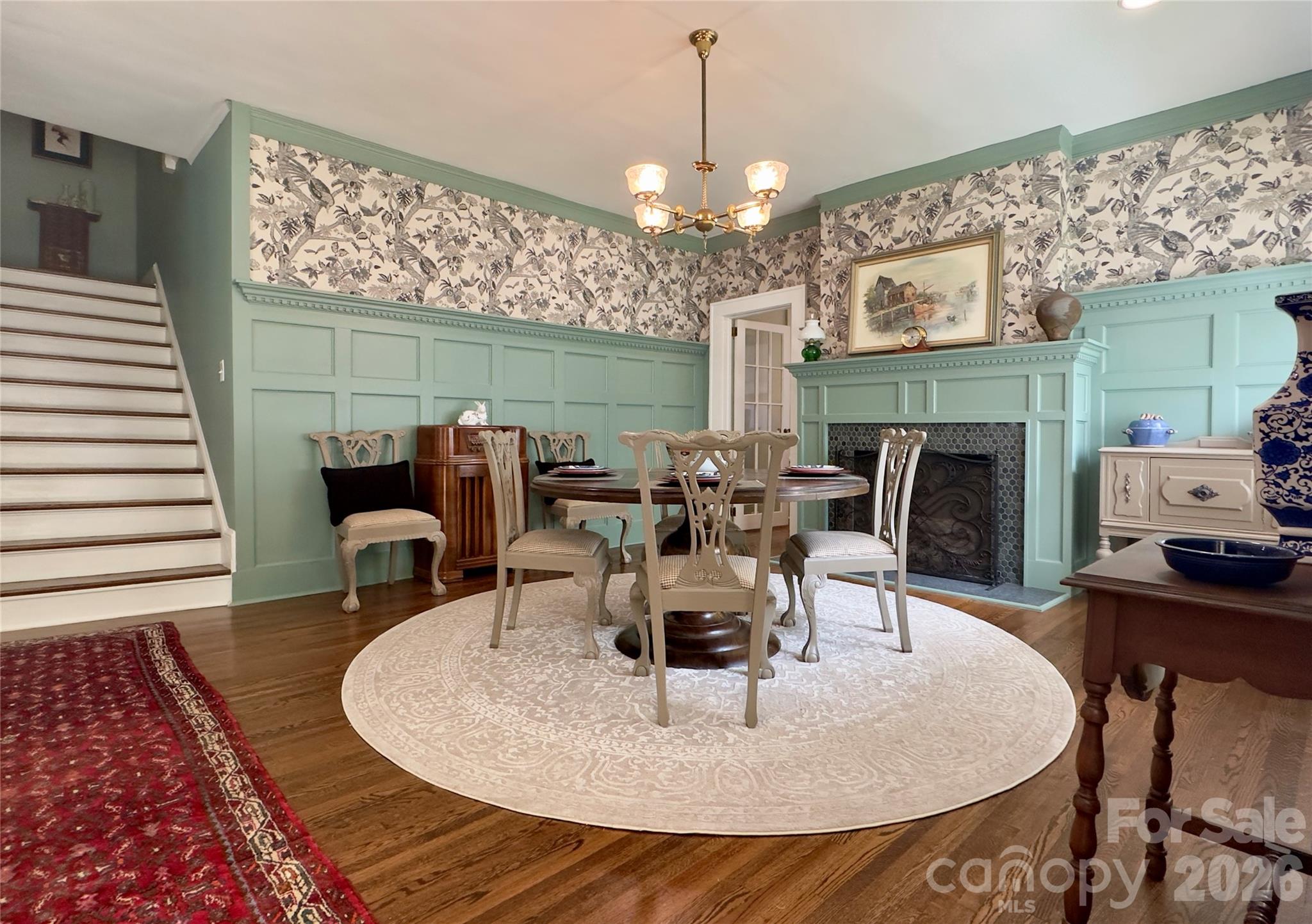 2021 Dilworth Road W