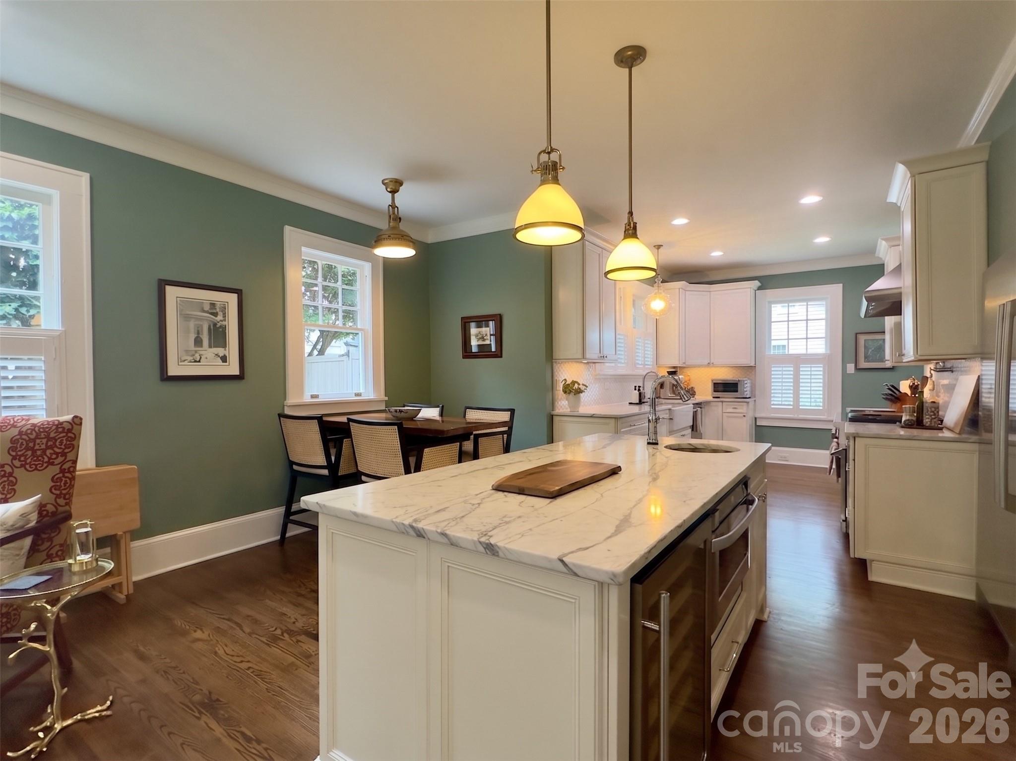 2021 Dilworth Road W
