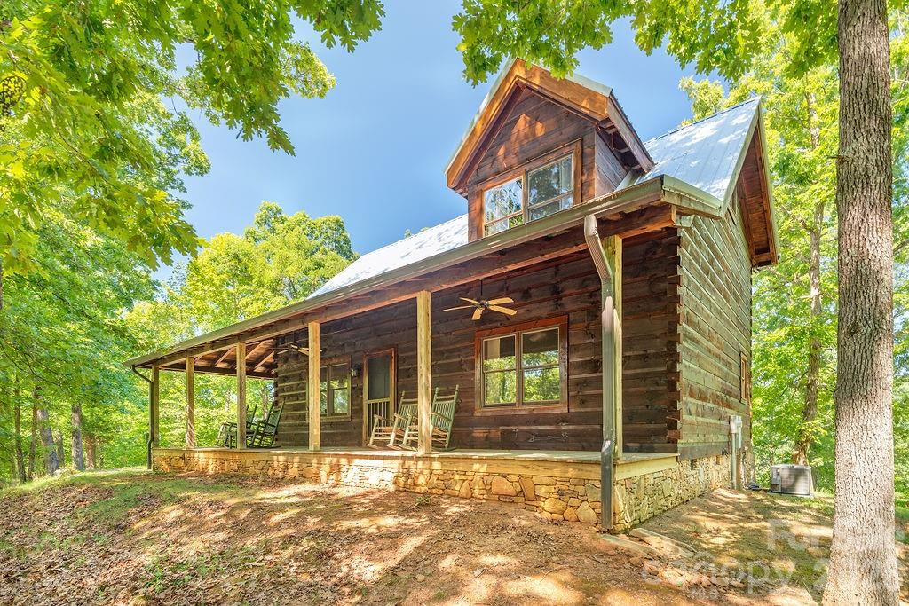 Cane Creek Mountain - Residential