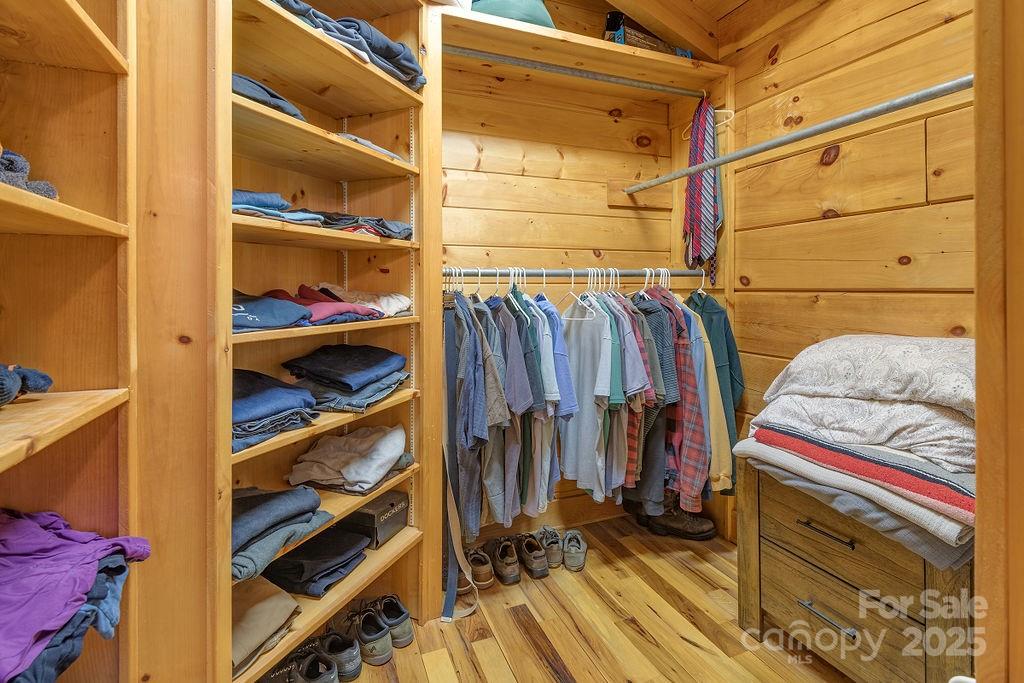 Cane Creek Mountain - Residential