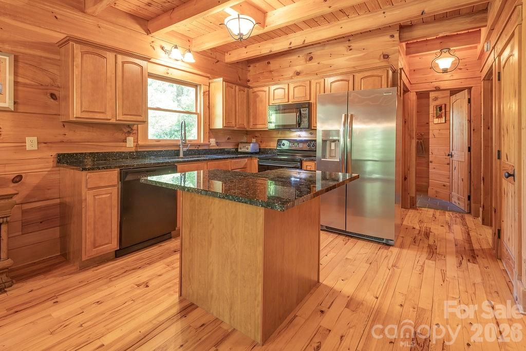 Cane Creek Mountain - Residential