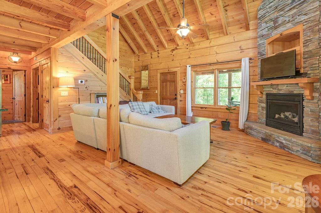 Cane Creek Mountain - Residential