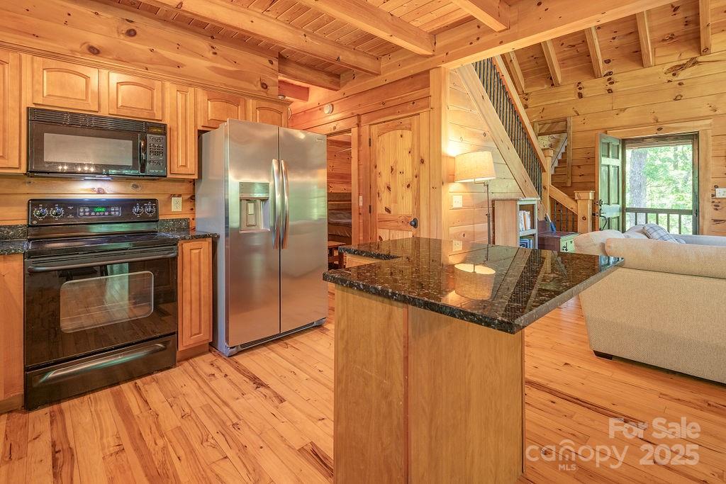 Cane Creek Mountain - Residential