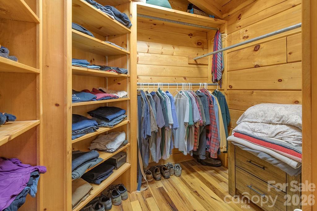 Cane Creek Mountain - Residential