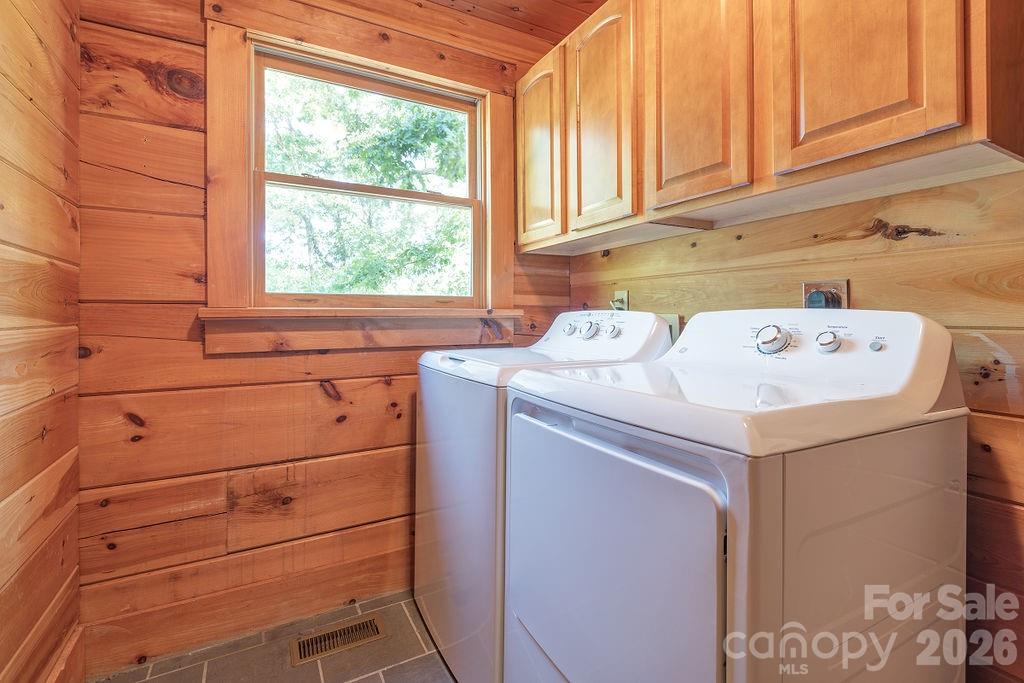 Cane Creek Mountain - Residential