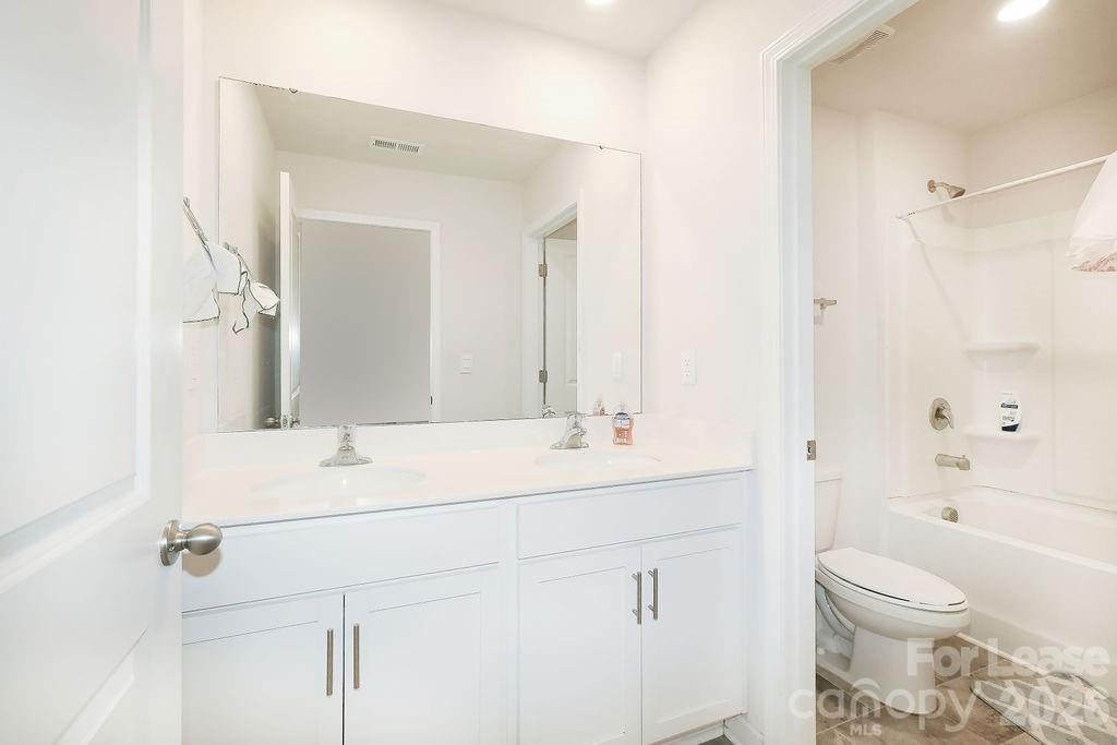 The Enclave At Sugar Creek - Residential Lease