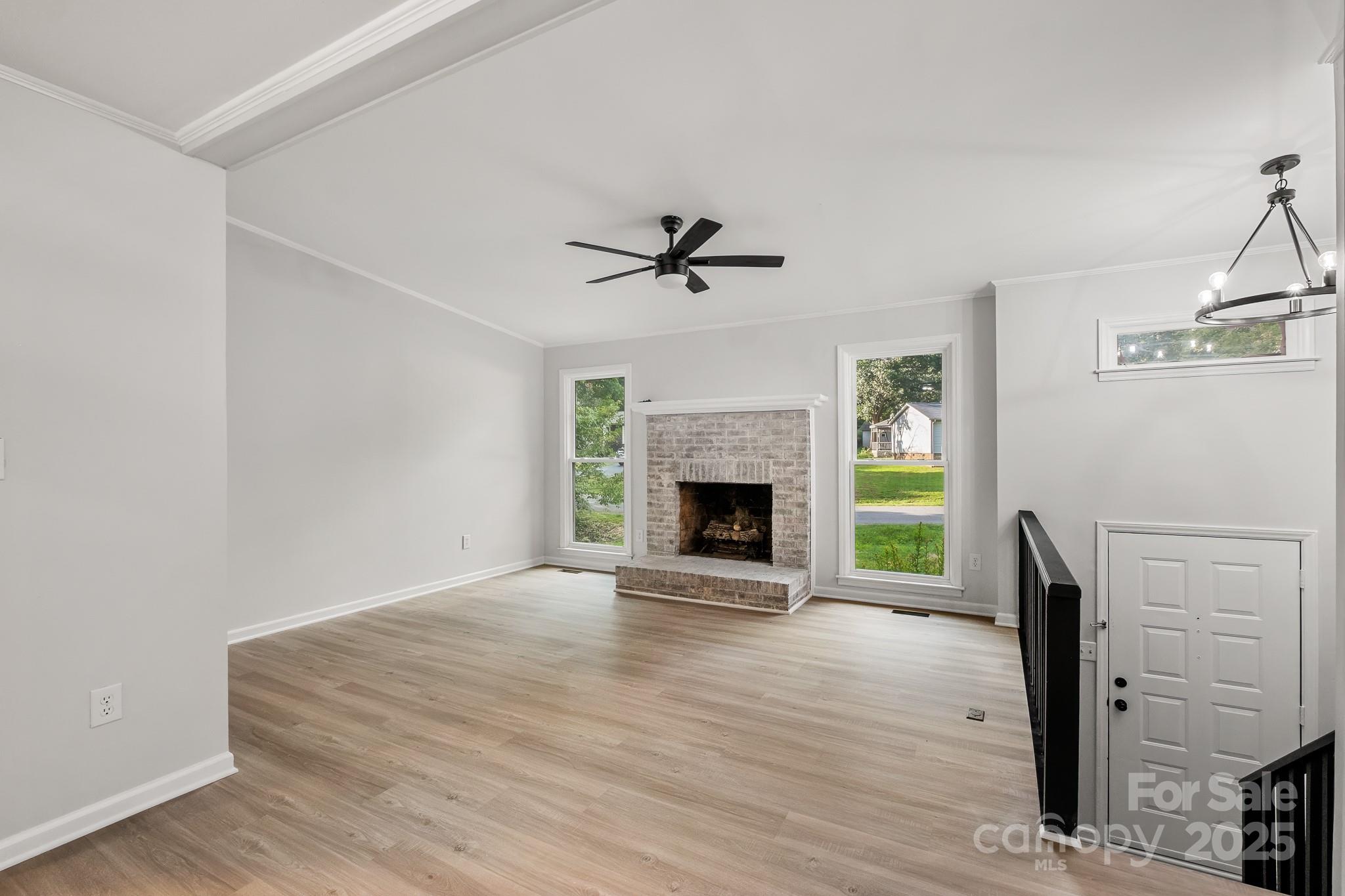 3109 Winding Trail