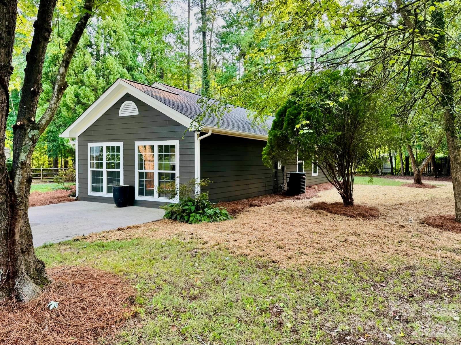 15004 Yarmouth Road