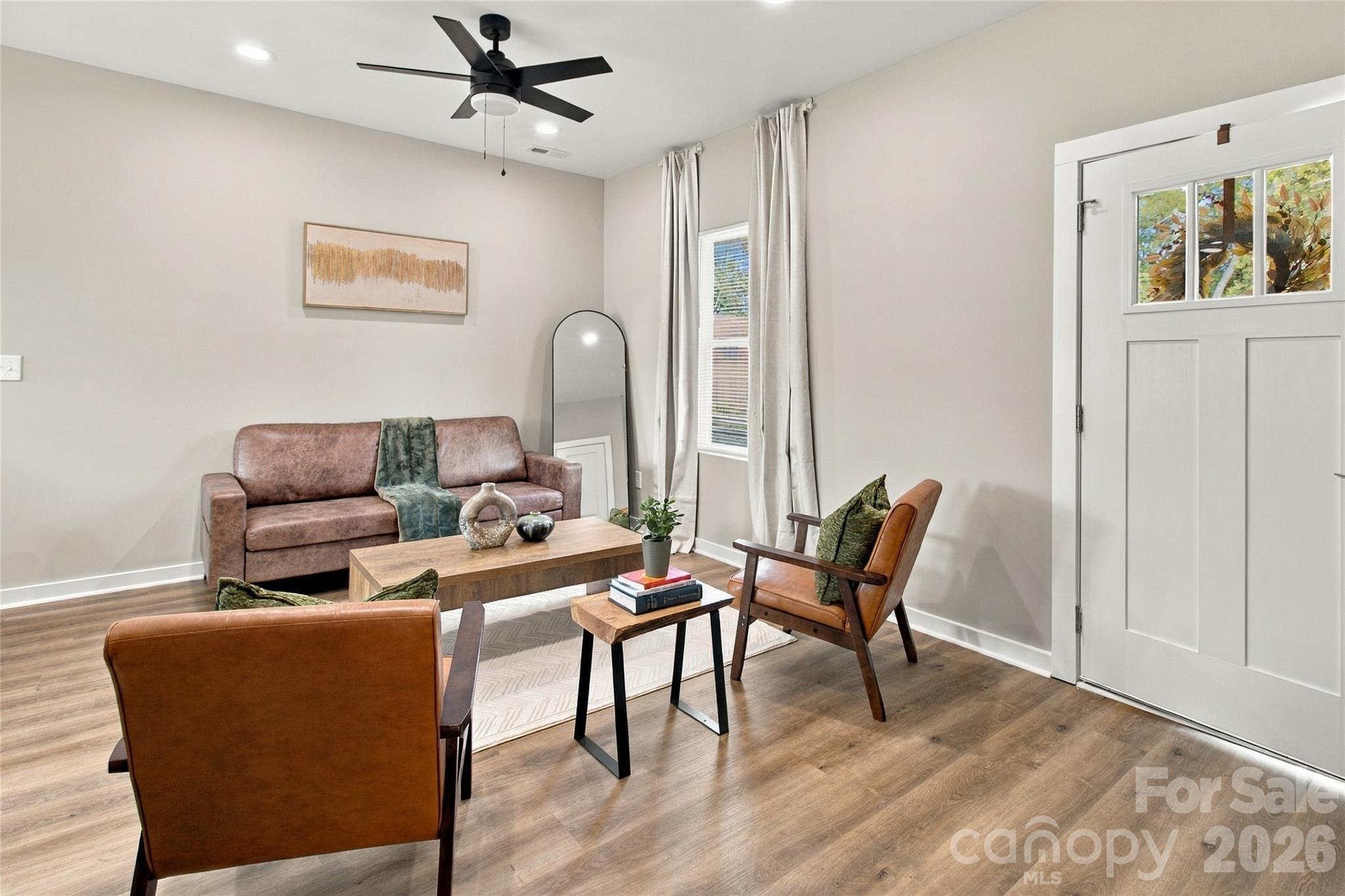 395 Brief Avenue SW