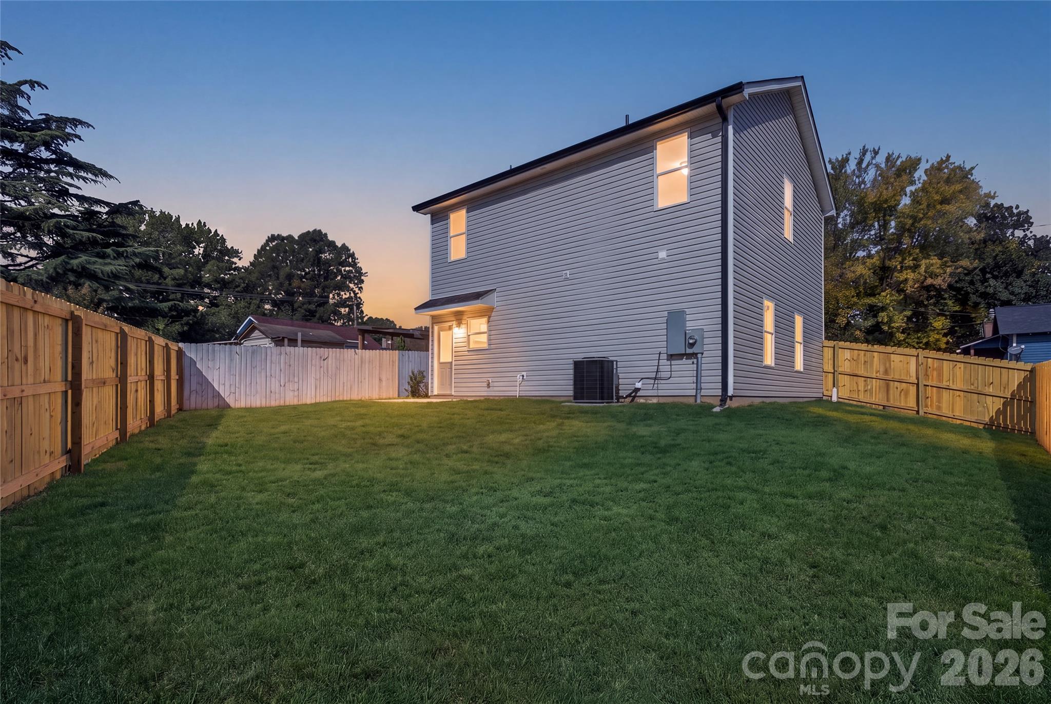 395 Brief Avenue SW