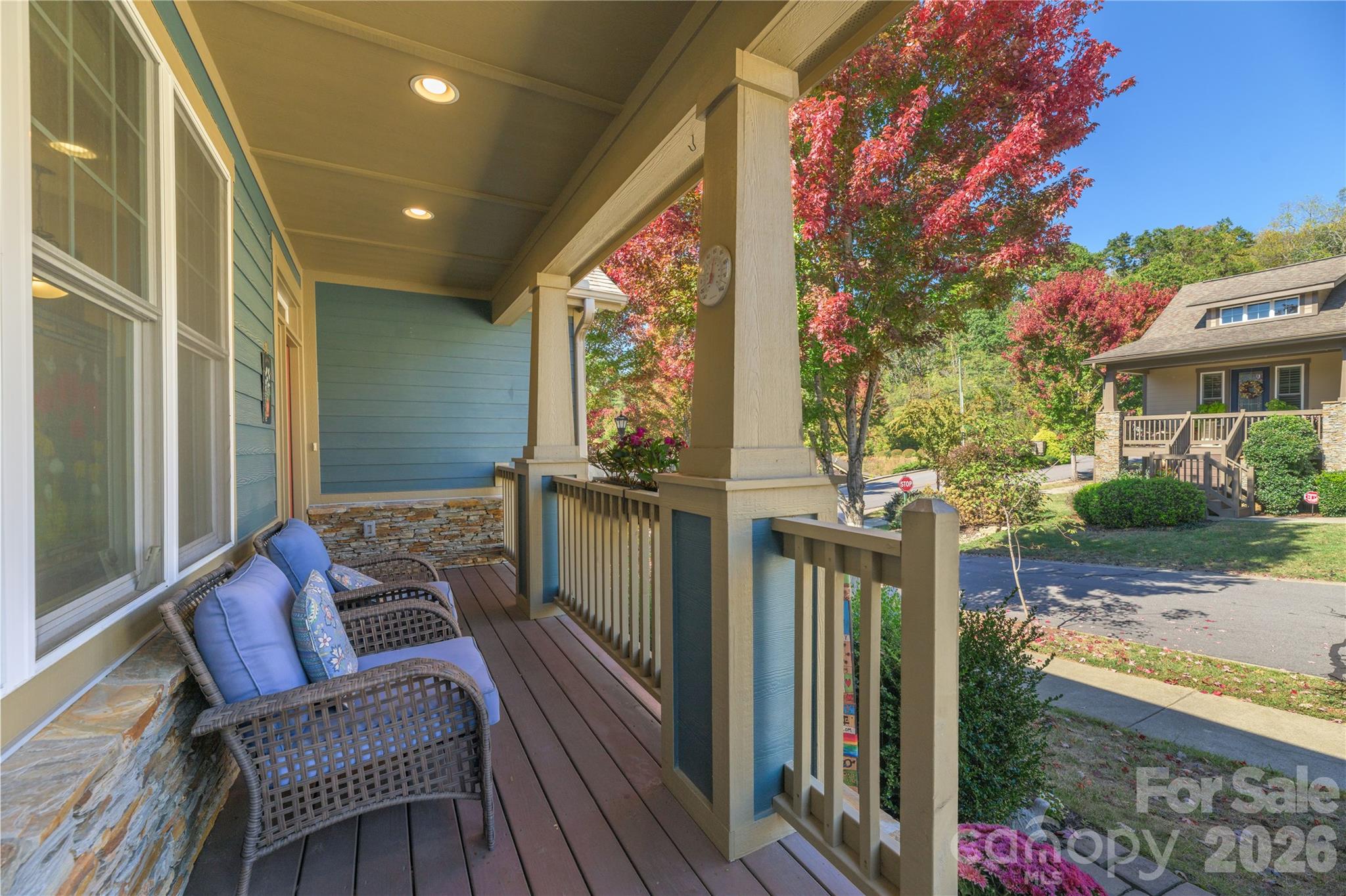 3 Bungalow Way