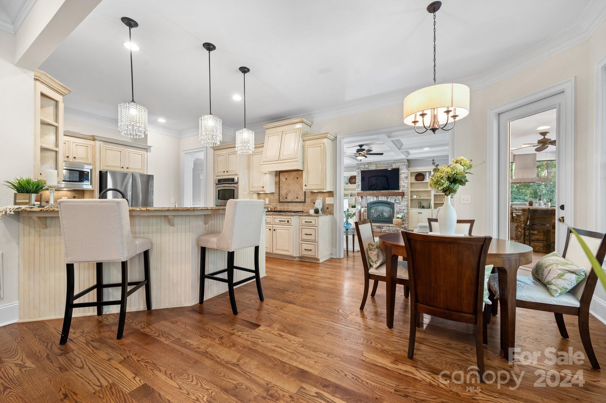 Pebble Bay - Residential