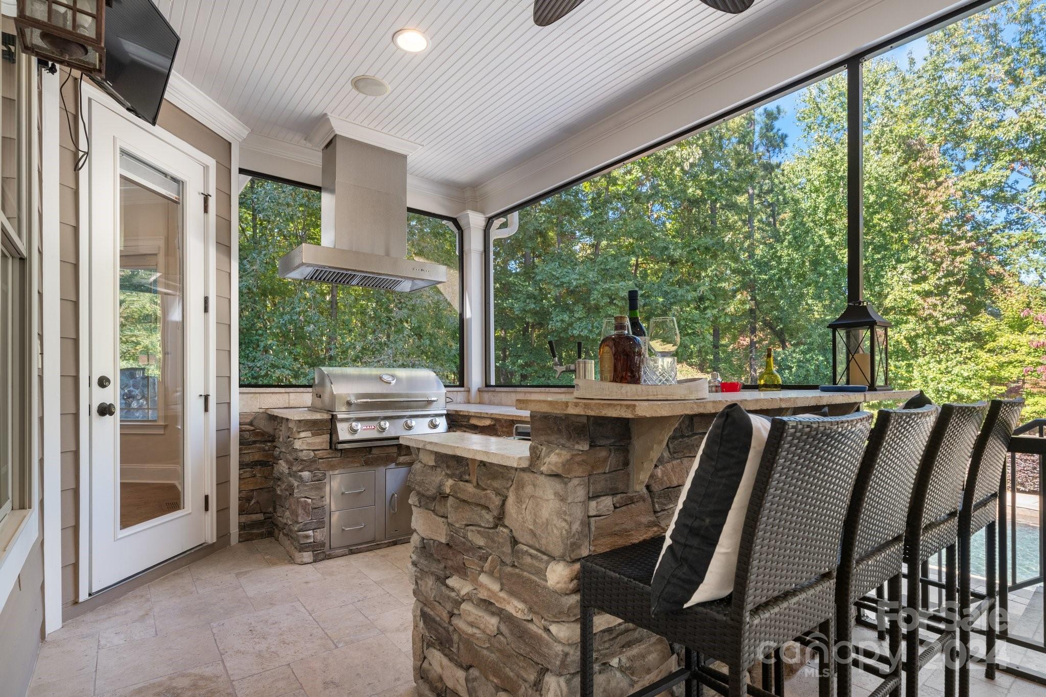 Pebble Bay - Residential