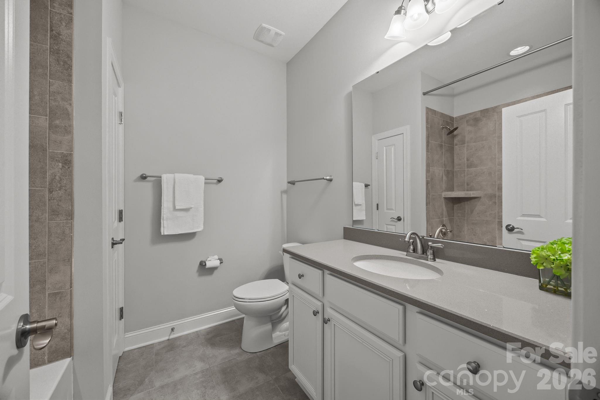 The Courtyards on Lake Norman - Residential