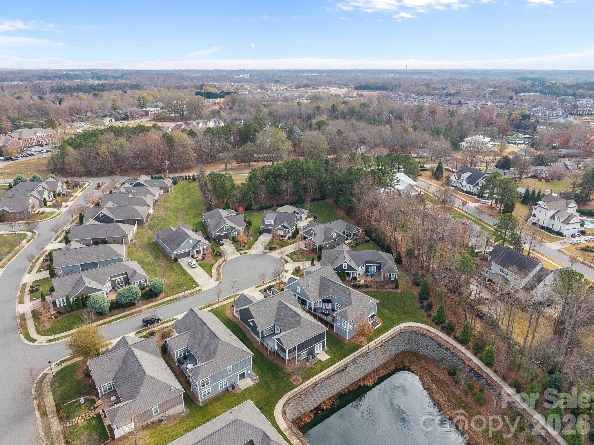 The Courtyards on Lake Norman - Residential