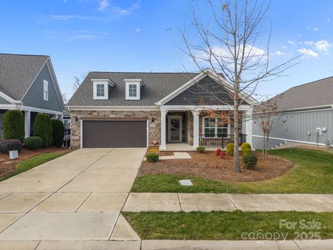 Photo of 15012 Courtside Cove Lane, Cornelius, NC 28031 (MLS # 4326155)