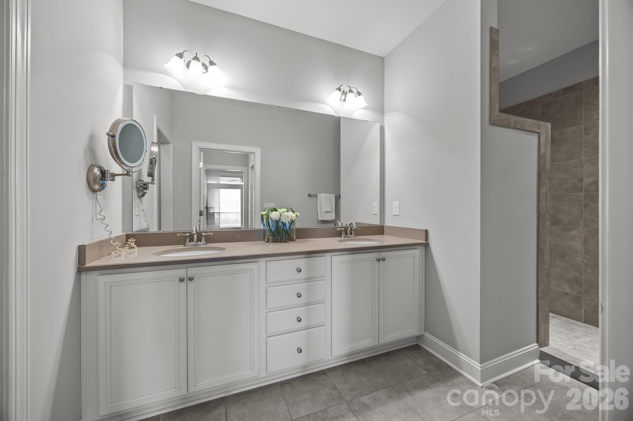 The Courtyards on Lake Norman - Residential