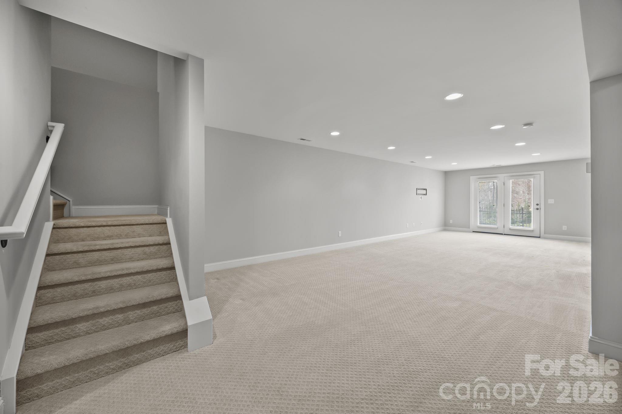 The Courtyards on Lake Norman - Residential