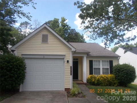 Photo of 2011 Kansas City Drive, Monroe, NC 28110 (MLS # 4393307)