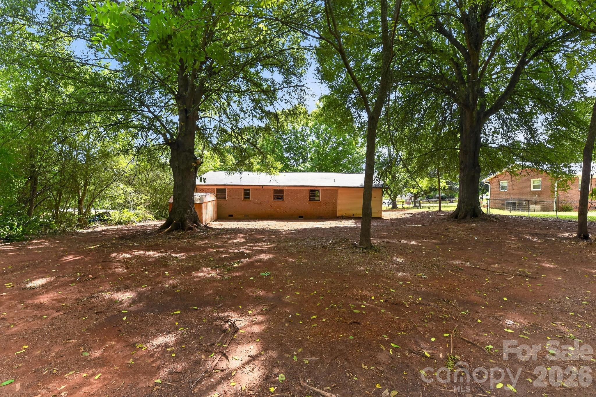 1393 Field Circle