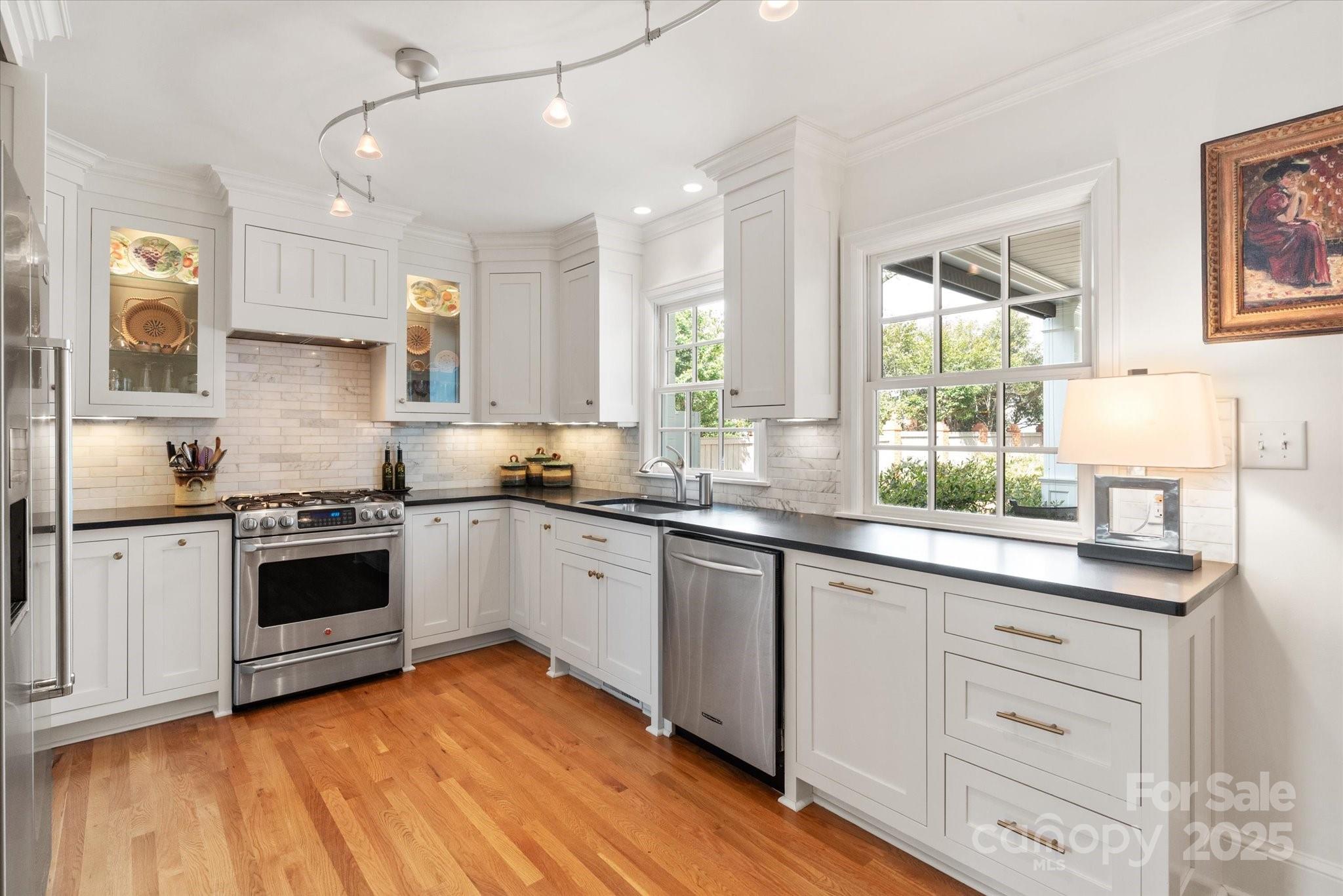 Myers Park - Residential