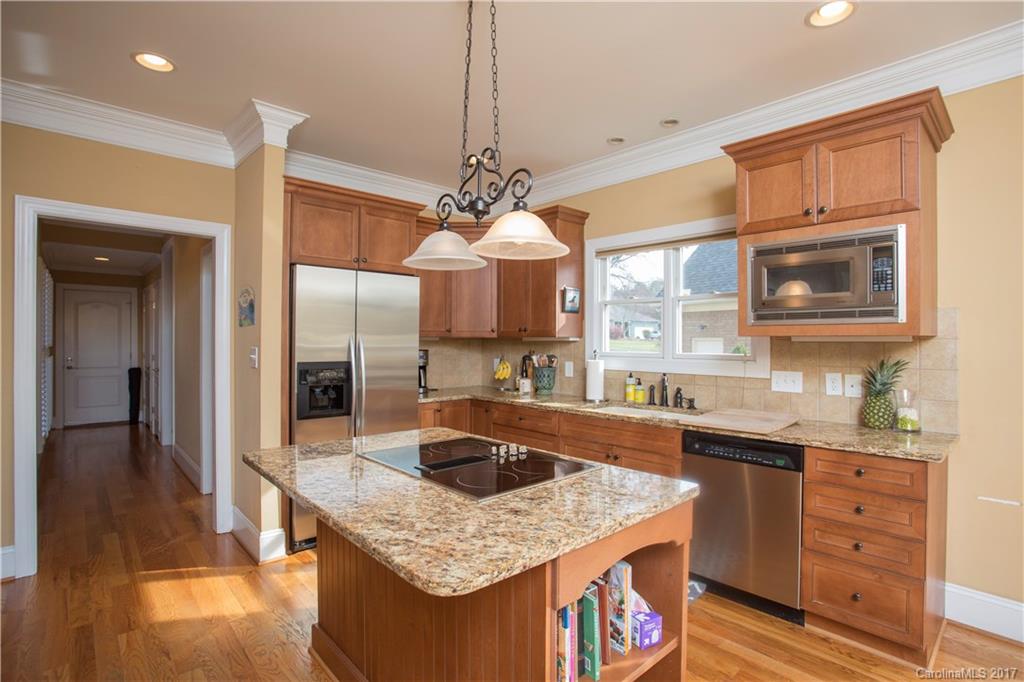 Diane Shores - Residential