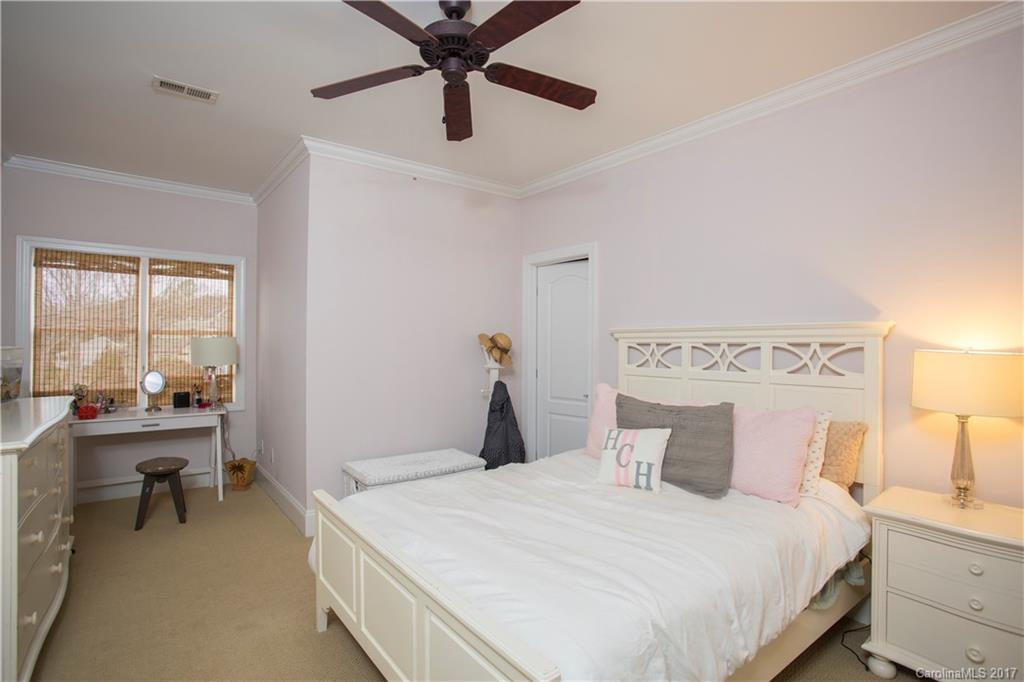 Diane Shores - Residential