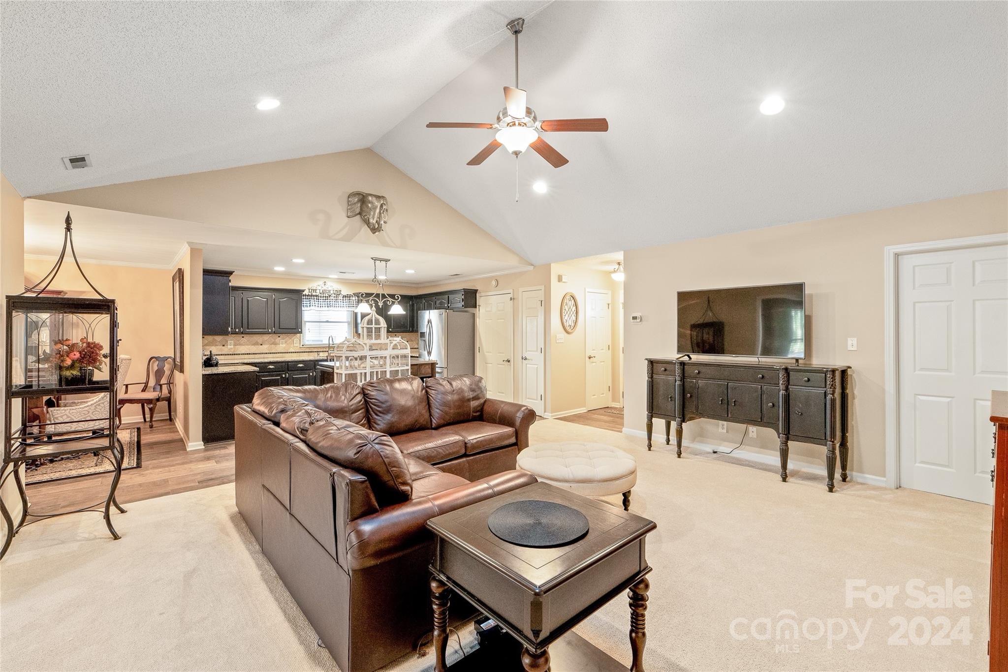 Hidden Creek - Residential