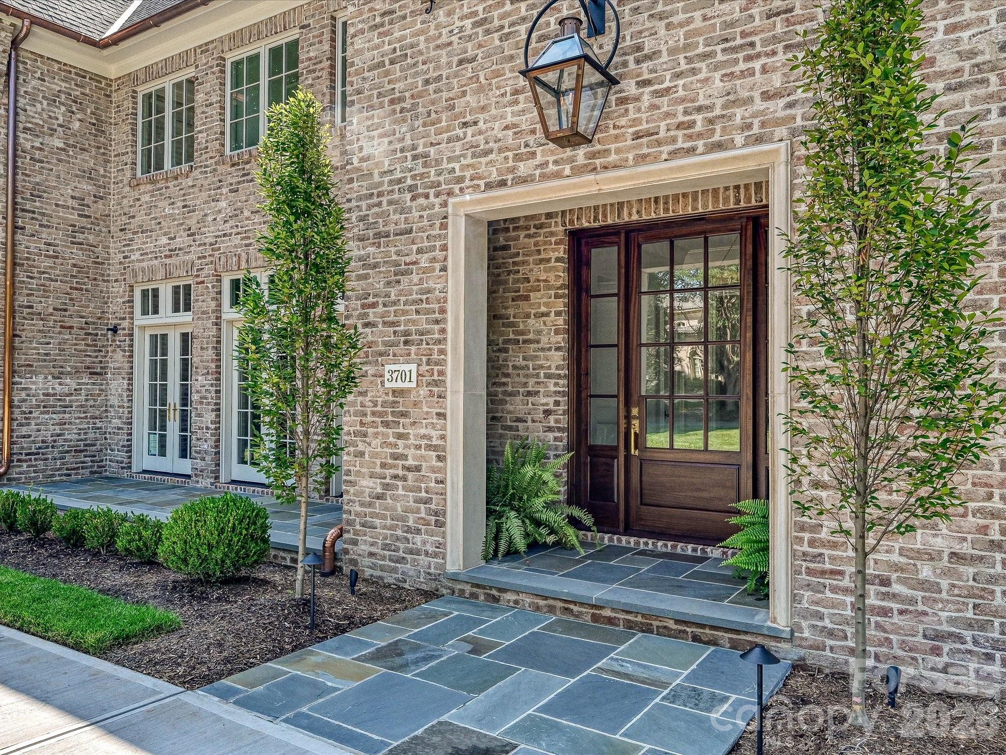 3701 Pelham Lane