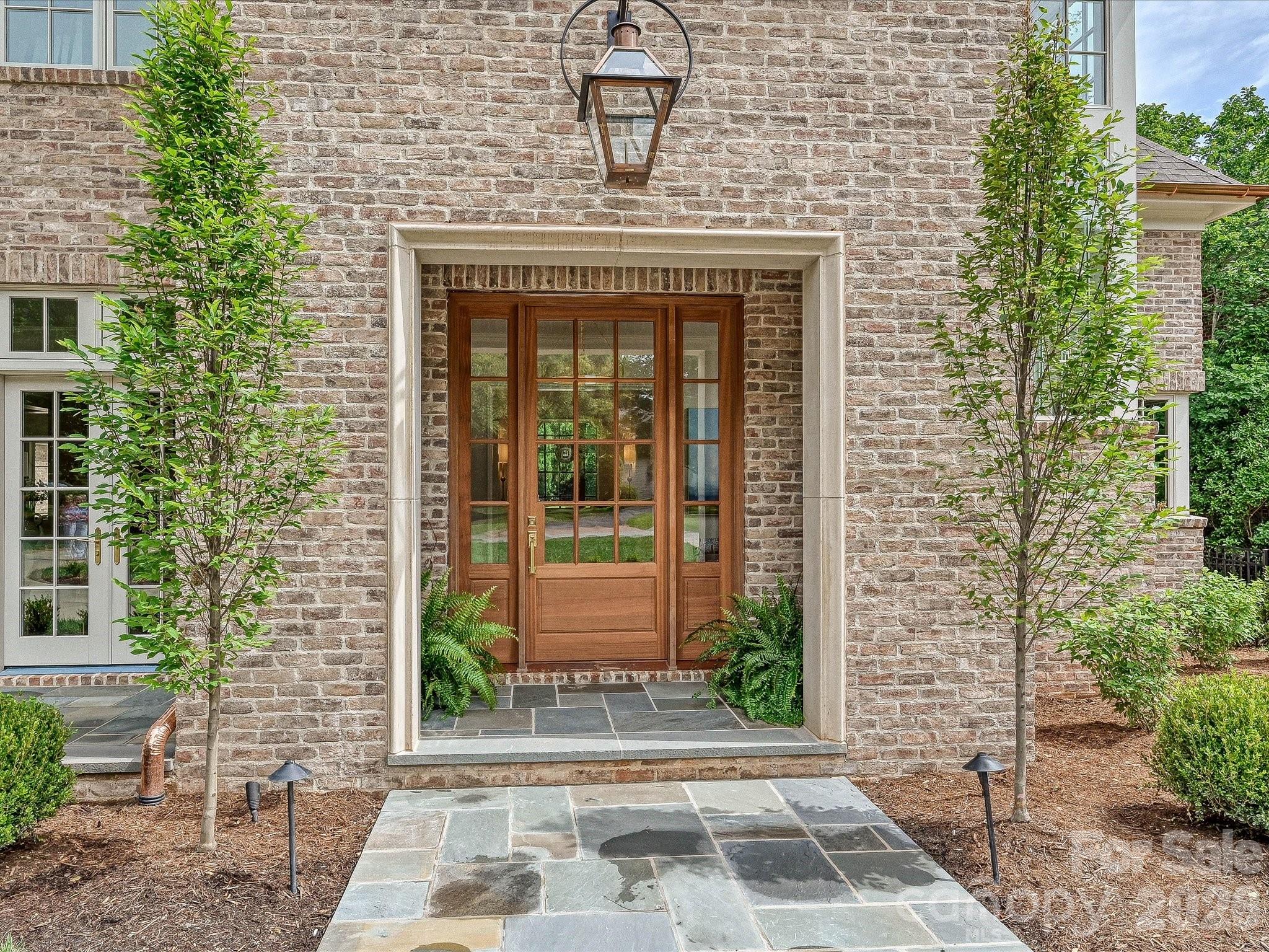 3701 Pelham Lane