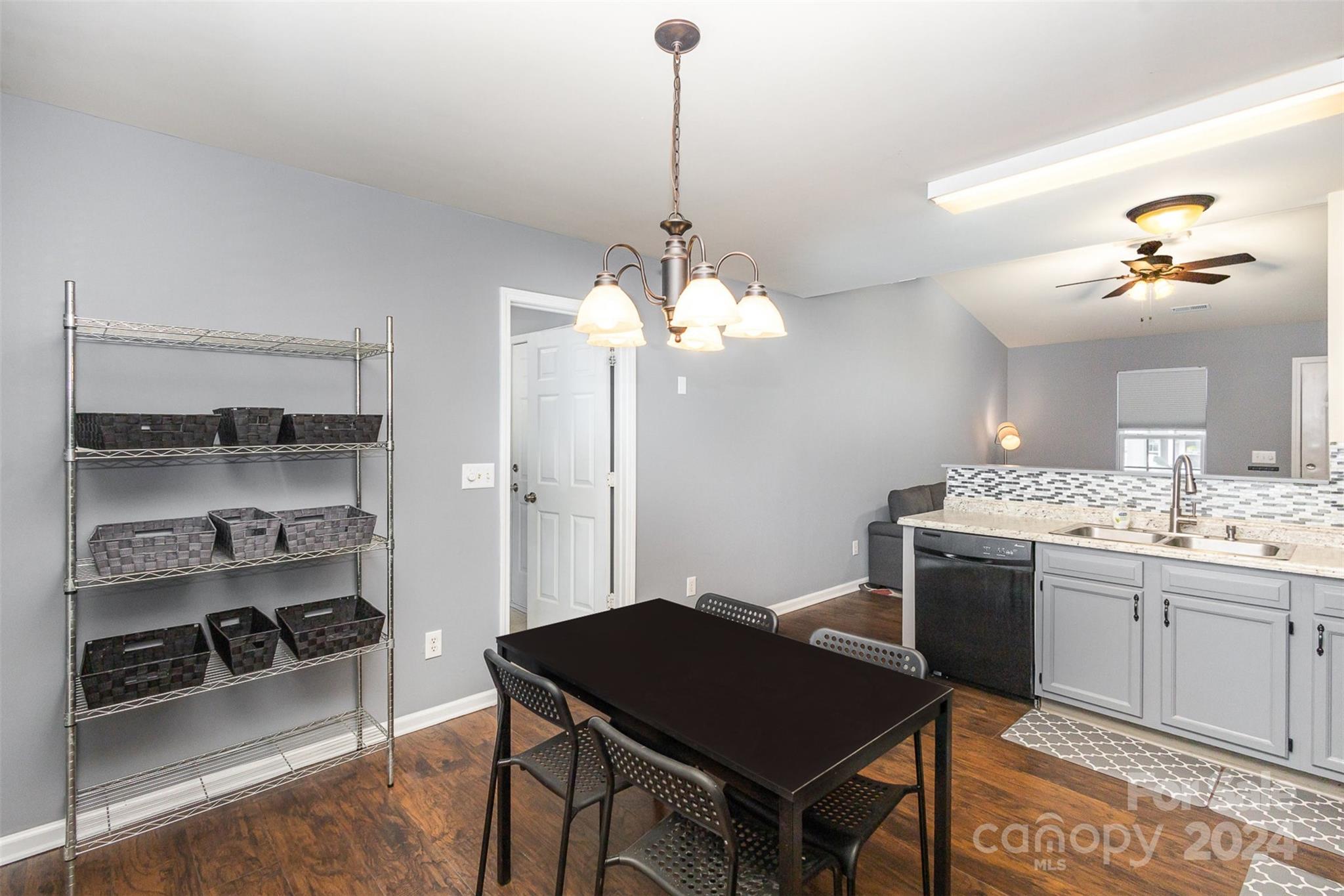 Colonial Hills - Residential