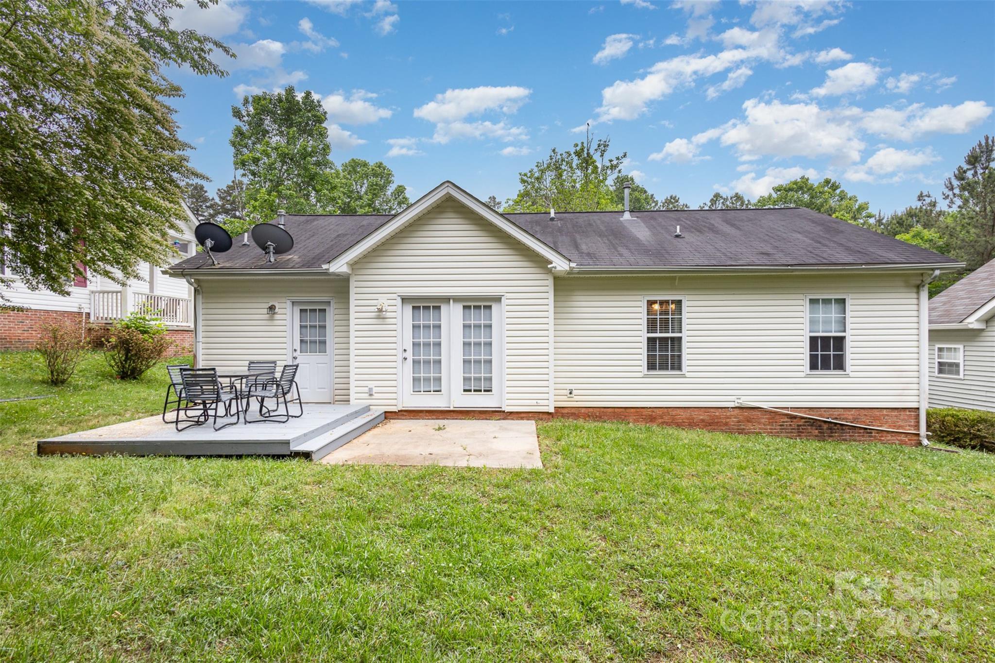 Colonial Hills - Residential