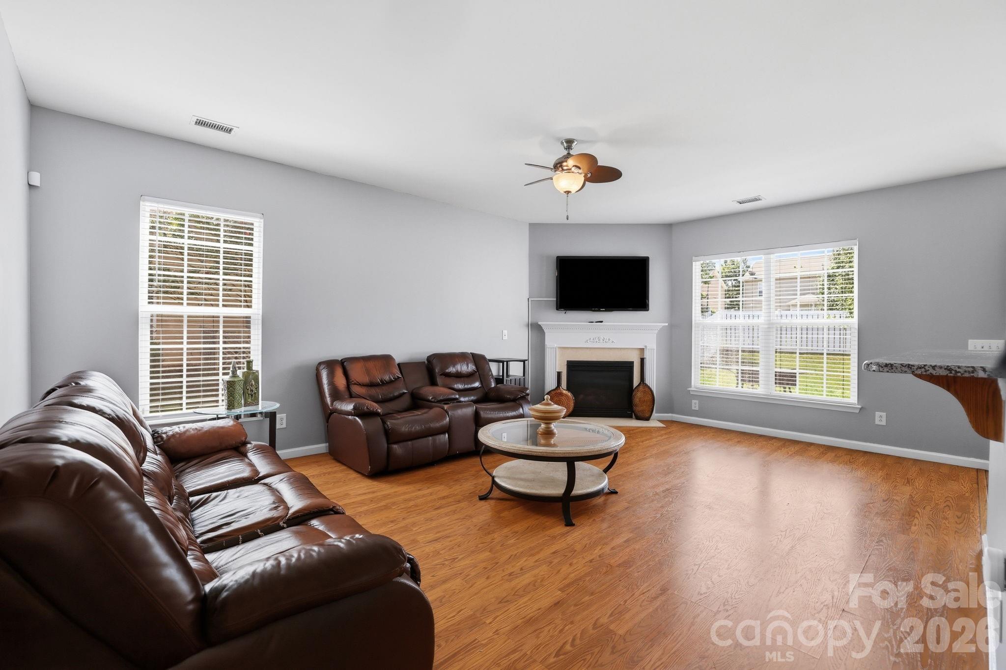 5214 Coffeeberry Lane