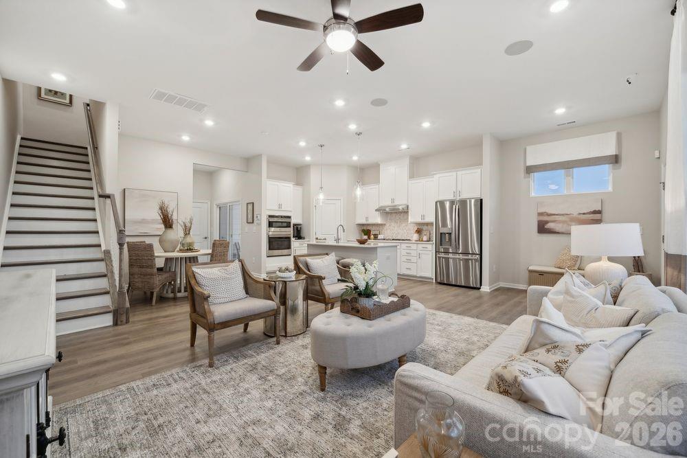 The Ridge at Sugar Creek - Residential