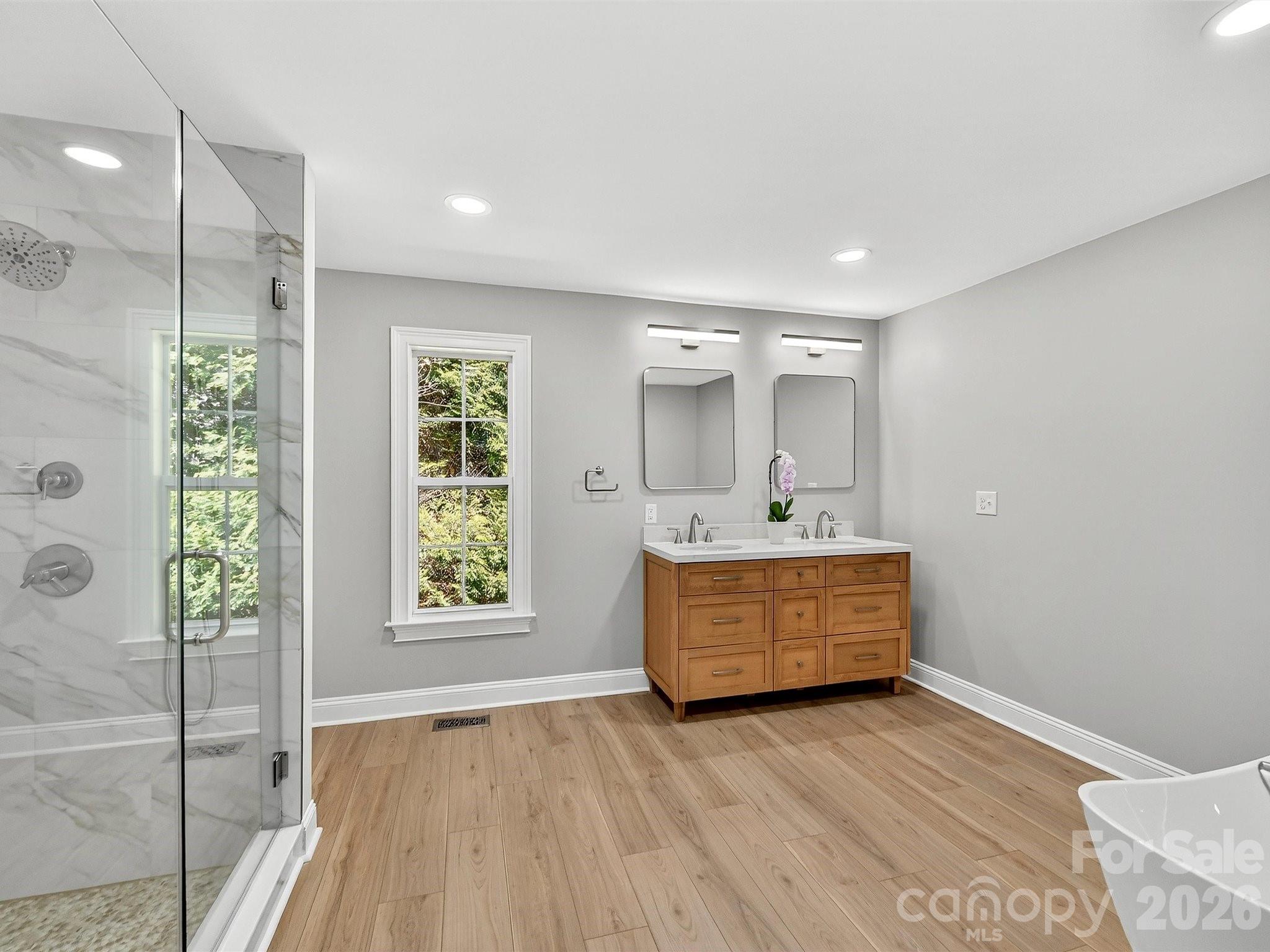 Lakepointe North - Residential