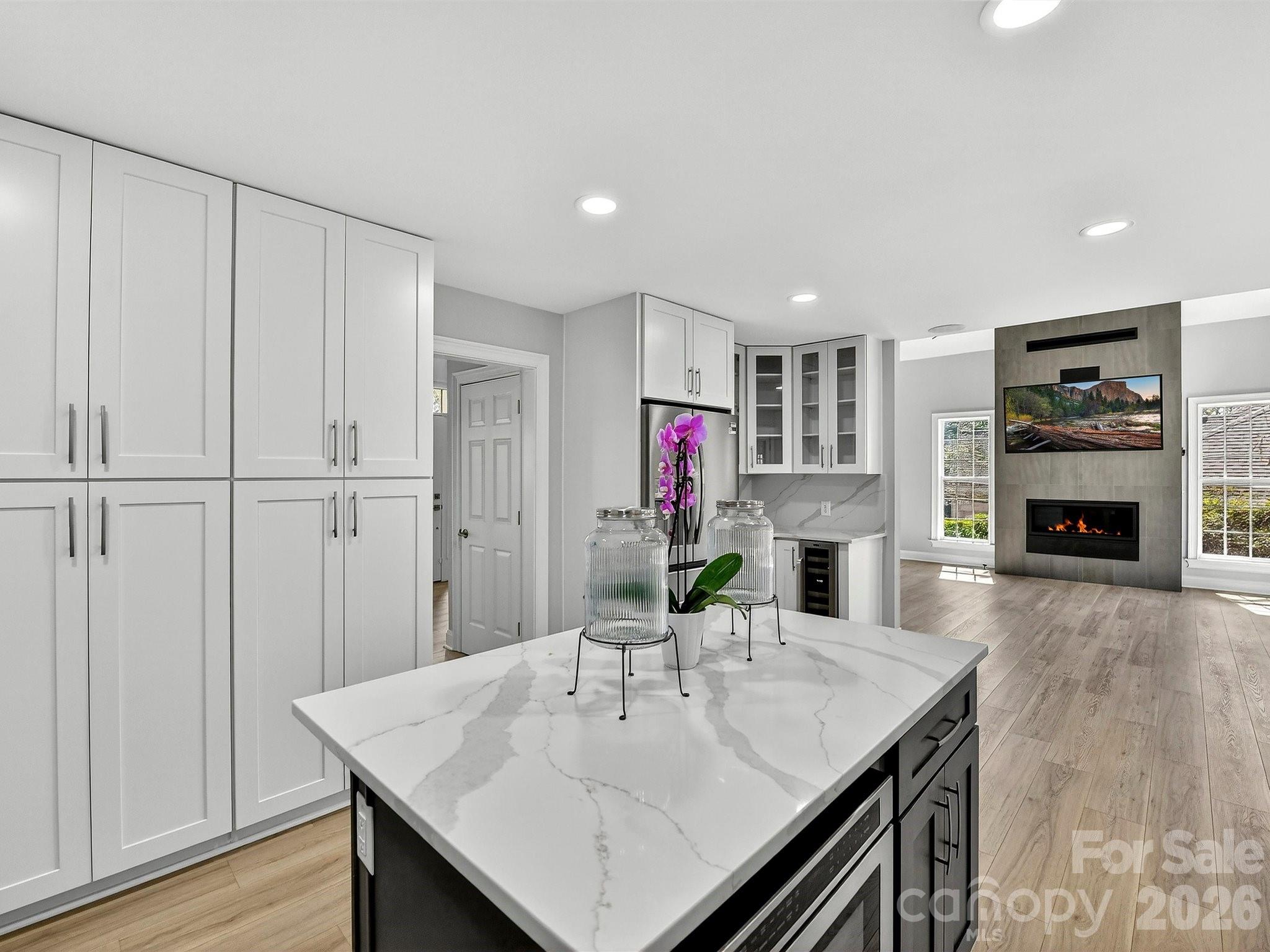 Lakepointe North - Residential