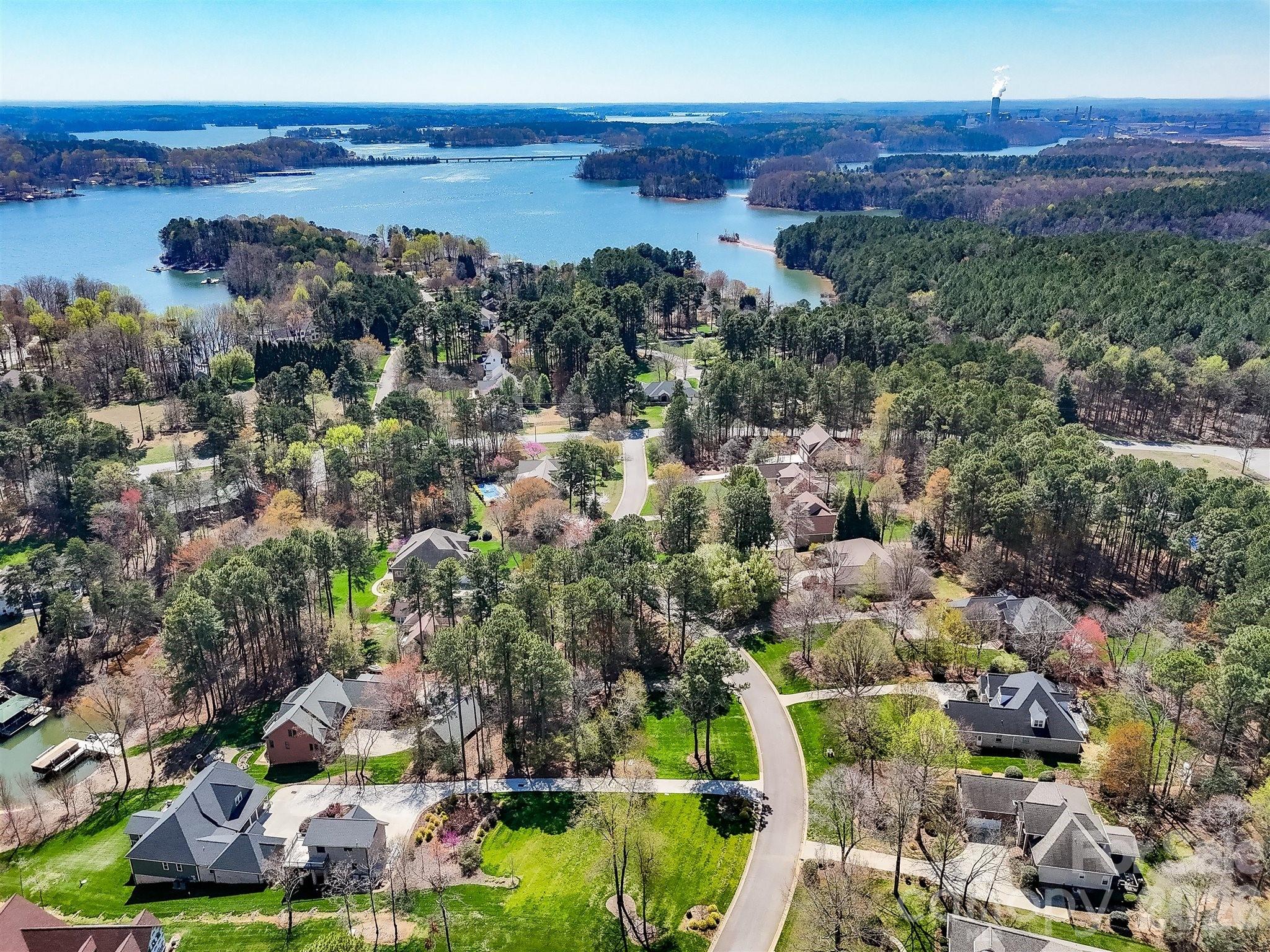 Lakepointe North - Residential