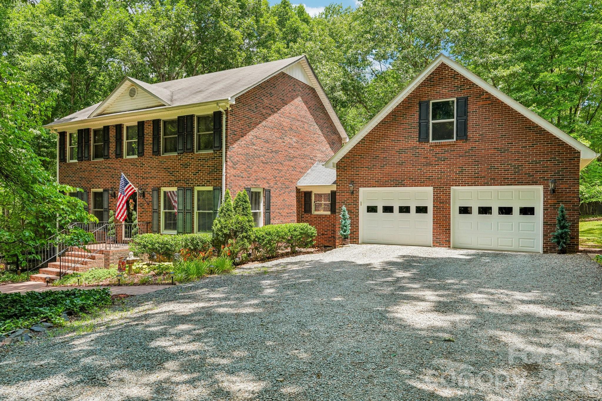6366 Green Oak Drive