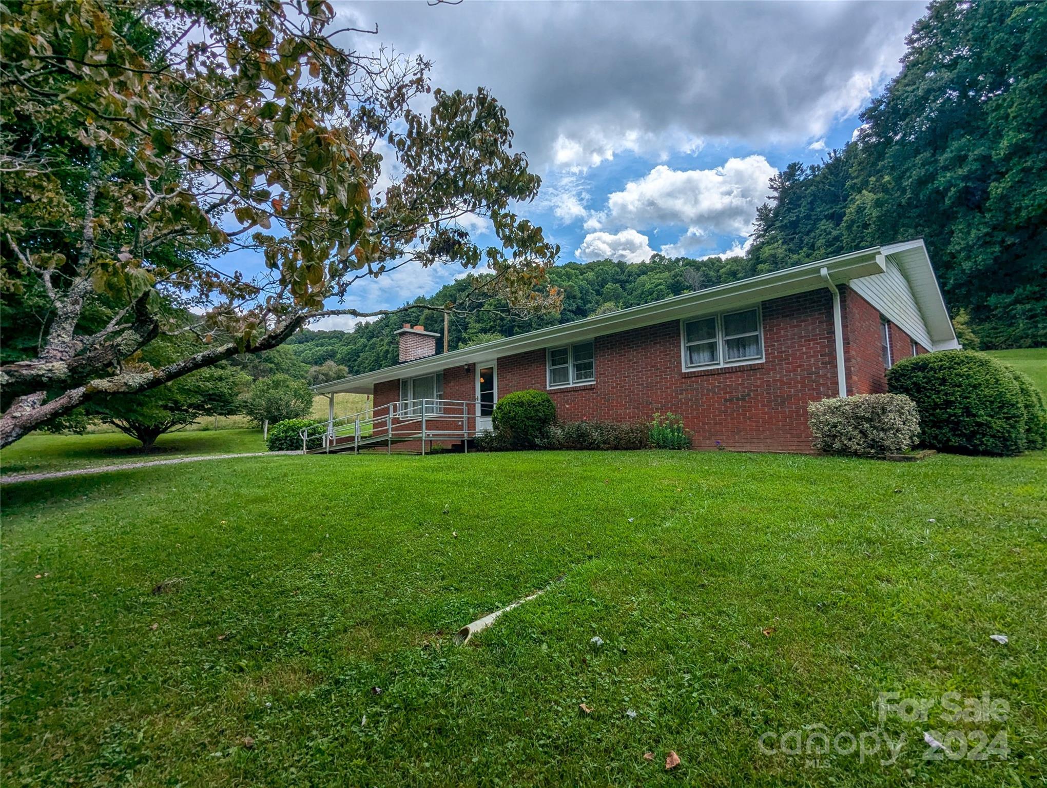 1524 Seven Mile Ridge Road