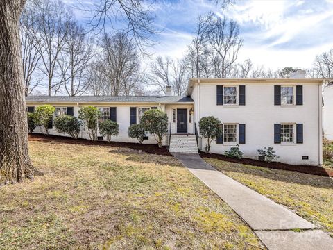 1116 Circlewood Drive Charlotte NC 28211