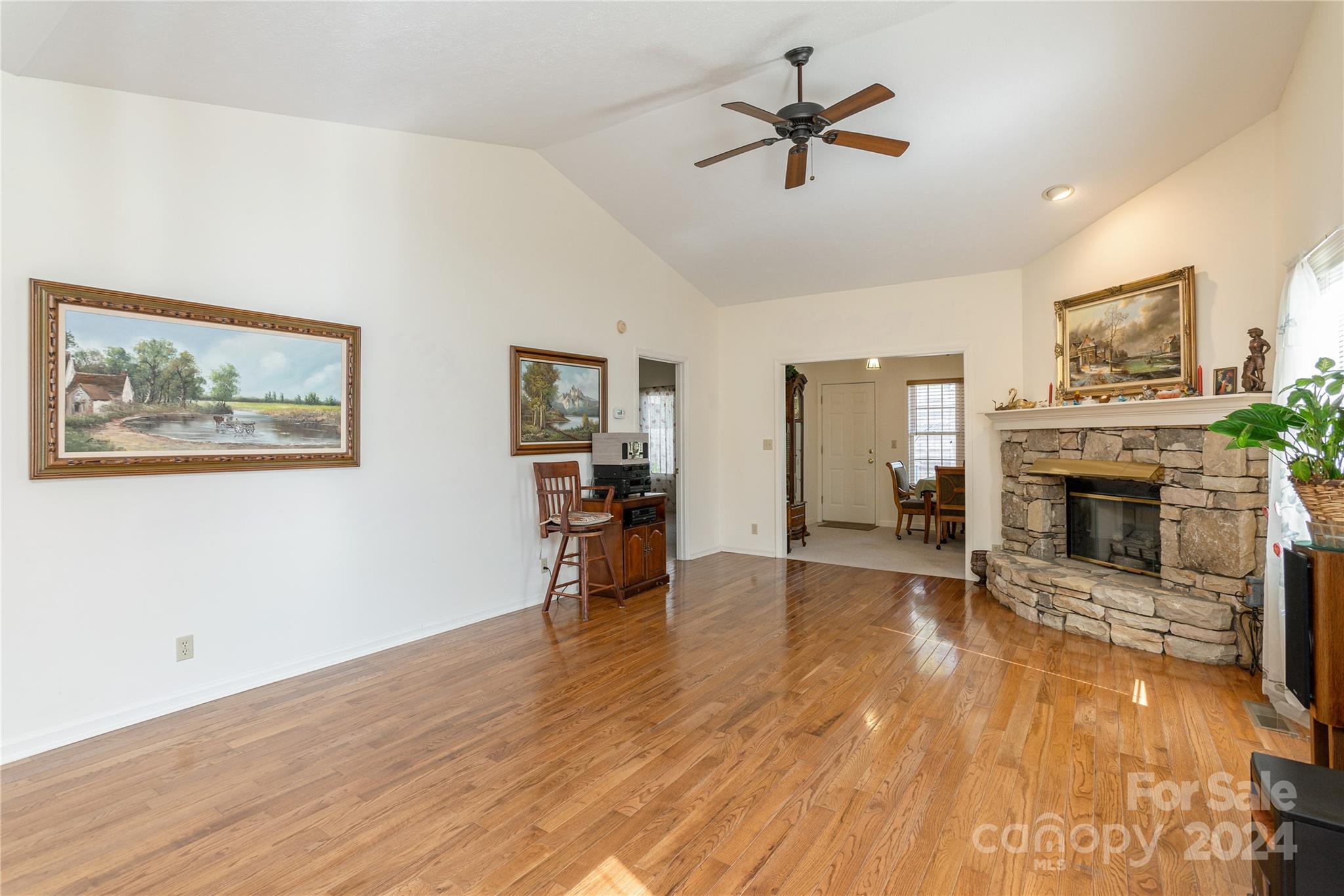 3 Country Meadows Lane