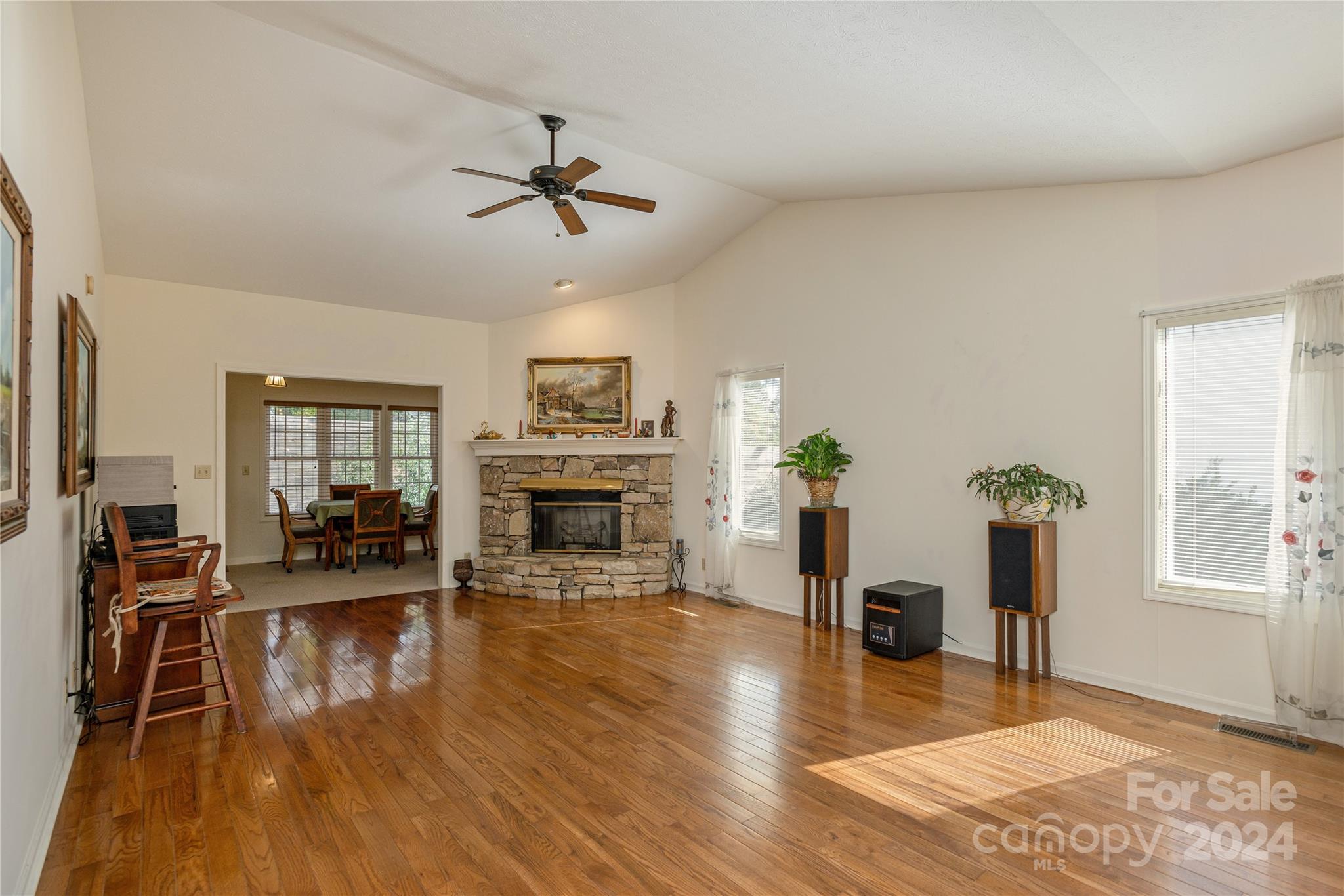 3 Country Meadows Lane