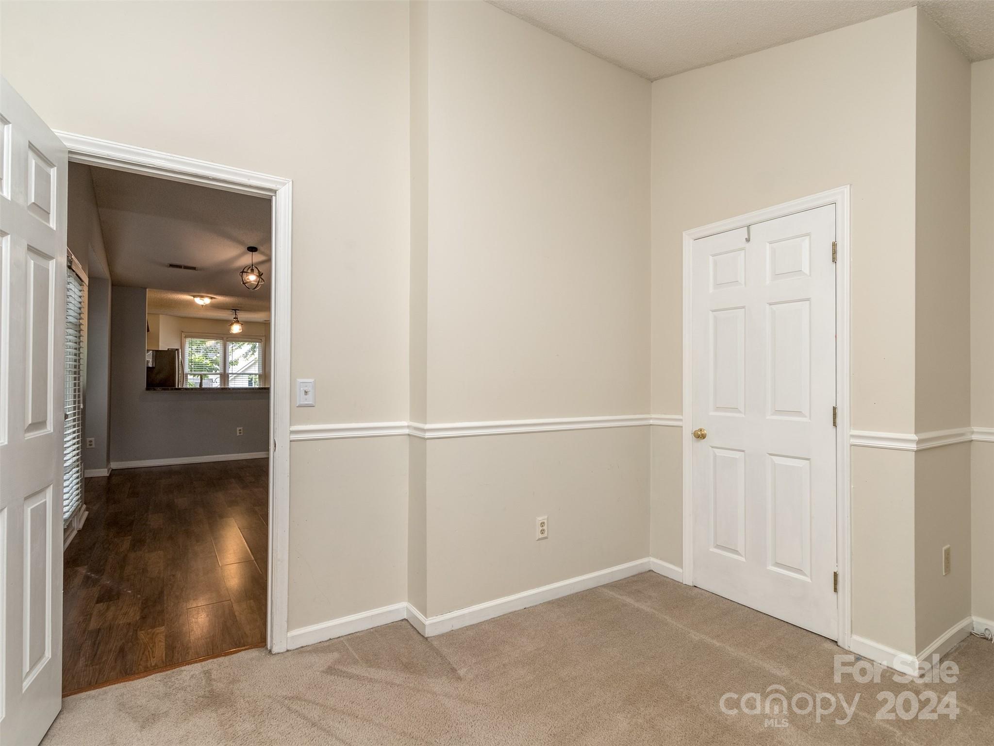 Hickory Ridge - Residential