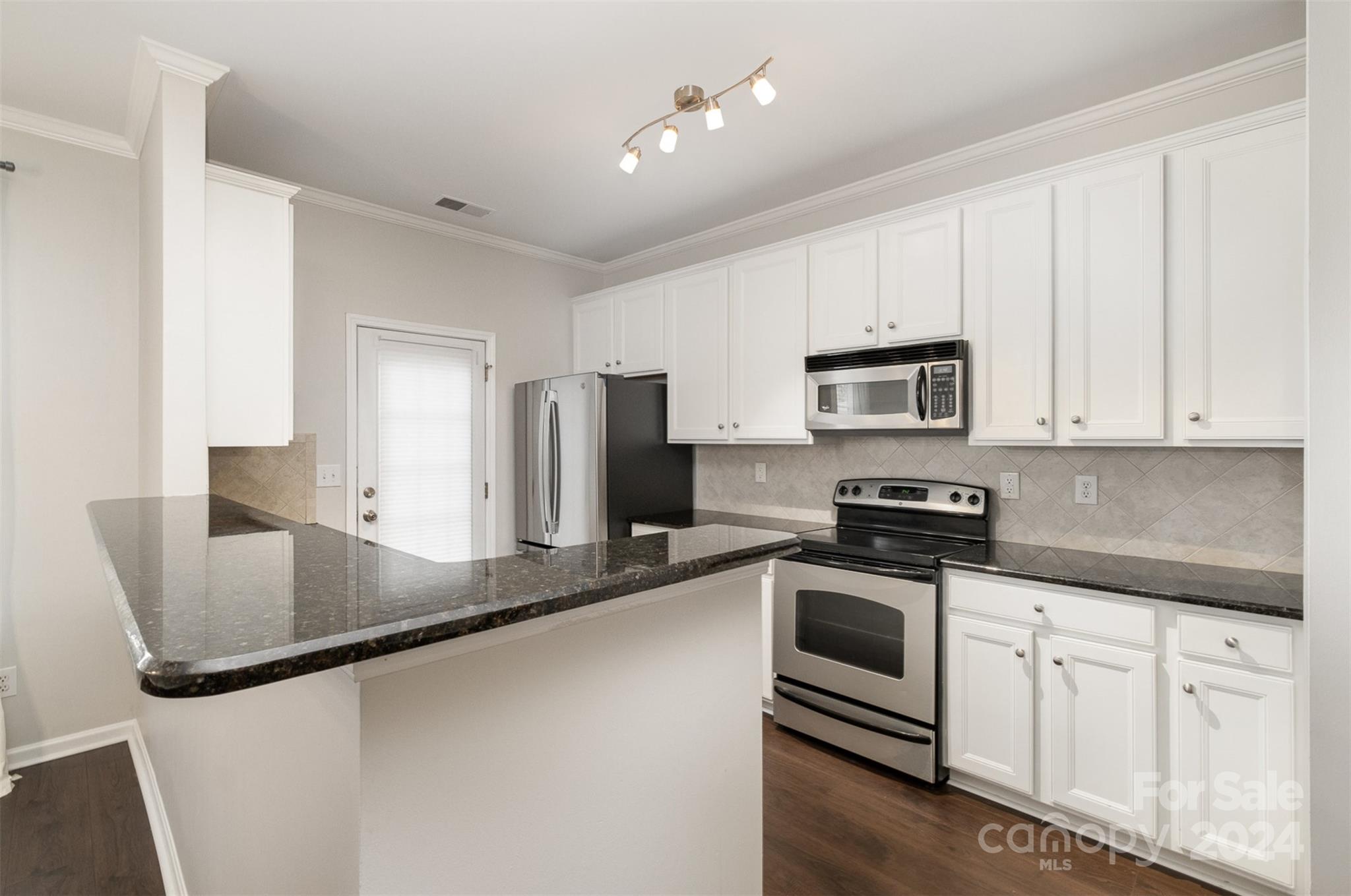 Waterstone - Residential