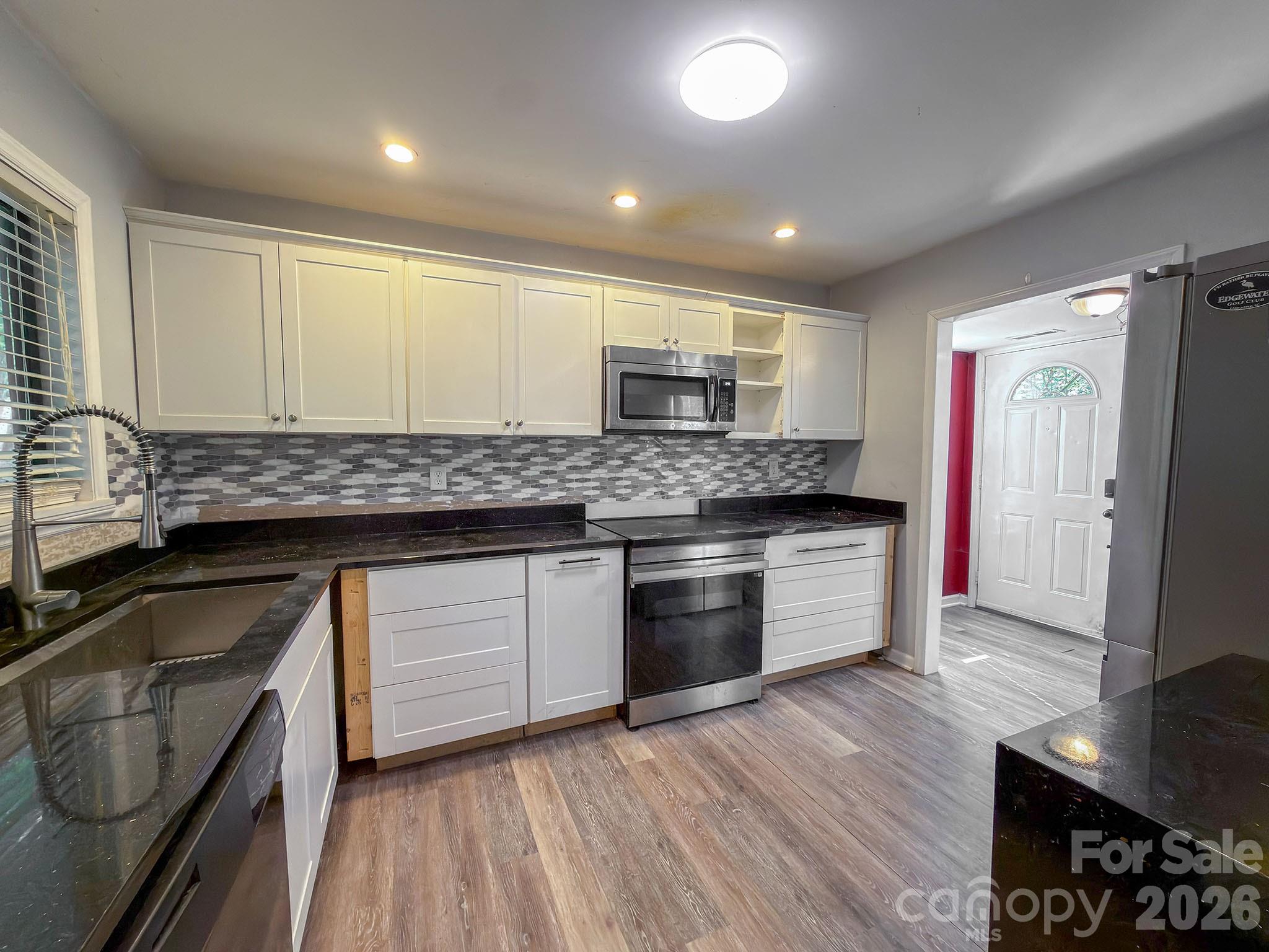 Tega Cay - Residential