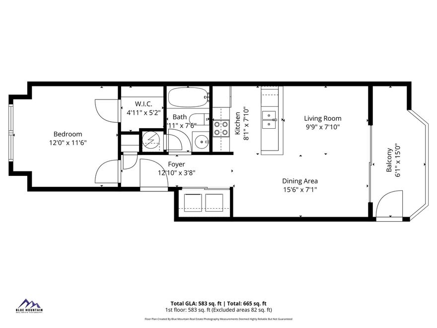 UPSCALE URBAN CAREFREE LIVING at Fourth Ward 1 Bedroom / 1 Bath condo! Bedroom has a walk-in closet and great additional storage/closet space. This unit comes with a dedicated parking spot too! The living area features SLIDING GLASS DOORS to let in TONS OF LIGHT, and kitchen boasts stainless steel appliances. POOL VIEW FROM UNIT.  Chock full of amenities, Fourth Ward Square features a swimming pool, barbecue area, fire pit, fitness center and clubhouse! It's located within walking distance of Uptown restaurants and entertainment venues, as well as great outdoor options, including path through Fourth Ward Park. Frigidaire Refrigerator (2024) and washer & dryer included. SPECIAL ASSESSMENT HAS BEEN PAID IN FULL.  Seller ALSO willing to pay six months of HOA DUES ONLY with a Full Price Offer!! Dedicated parking spot #1. New HVAC 2024 and new roof 2024! Condo interior was painted 2024. Be sure to check out the pool and fitness center with your clients! There is a wait list for rentals, RENTAL CAP IS AT IT'S MAX. Community Features: Club House, Dog Park, Green Space, Fitness Center, Outdoor Pool, Community Rooftop Terrace, Grilling Area, Street Lights, Assigned Parking.  Can obtain one(+more ) additional parking spots via city ParkIt for 30-50$+/-year.  Safety sprinklers throughout the complex. Close to area parks, restaurants, shopping, the light rail, Truist Field, Bank of America Stadium, & Spectrum Center - Welcome Home!
