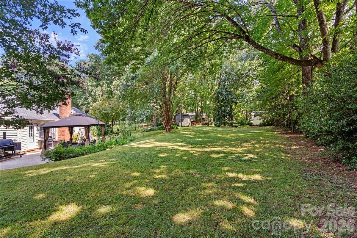 9614 Lone Oak Court