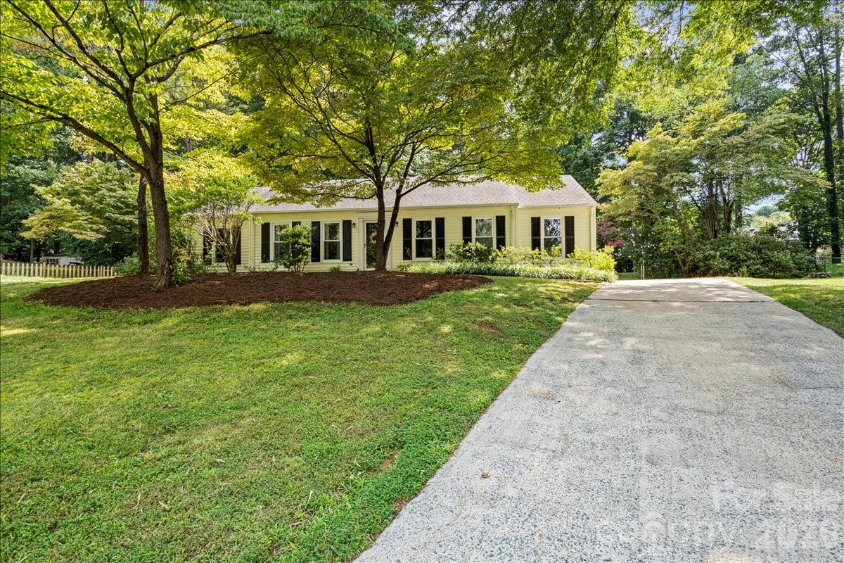 9614 Lone Oak Court